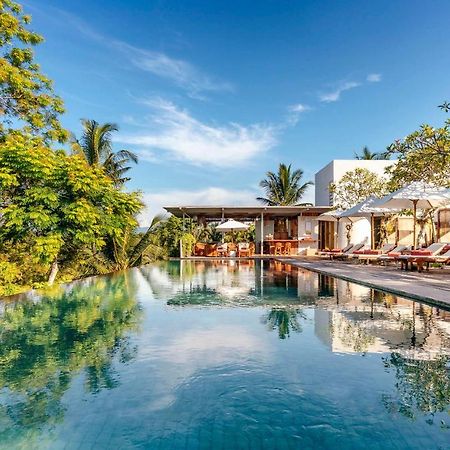 Hotel Bisma Eight - Chse Certified Ubud Exterior foto The swimming pool at the hotel