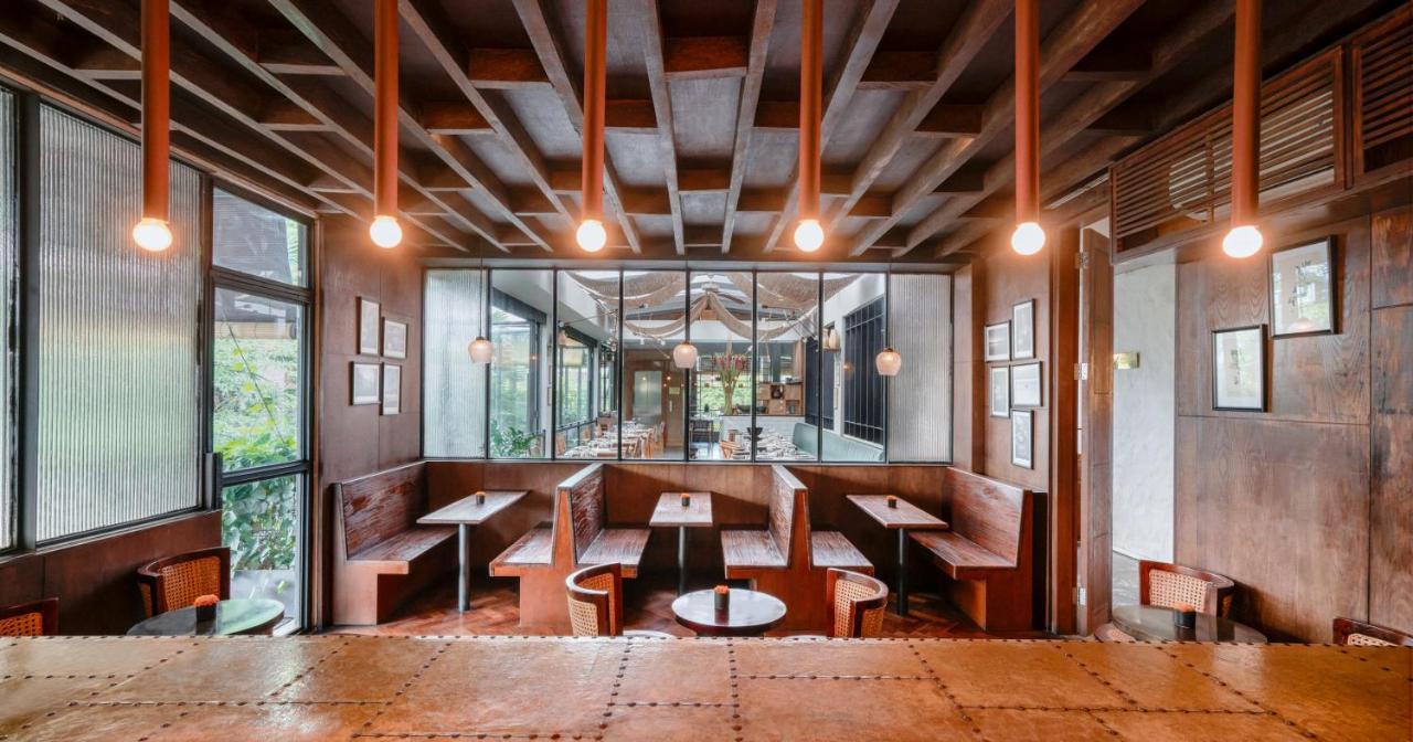 Hotel Bisma Eight - Chse Certified Ubud Exterior foto Interior of the restaurant