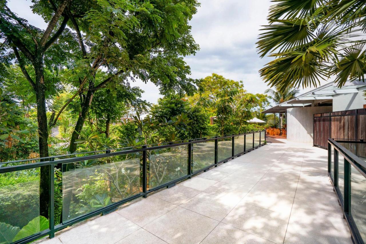 Hotel Bisma Eight - Chse Certified Ubud Exterior foto The Canopy Walk